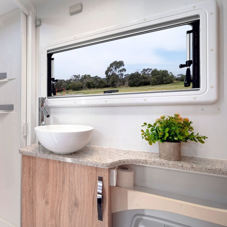 Oodnadatta ensuite bathroom 750x750